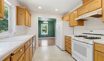 772 St Andrews Cir, Ashland, OR 97520