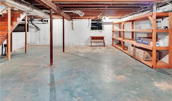 7 Jenckes Ct, Narragansett, RI 02882