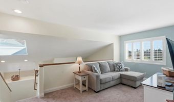 7773 Eagle Ridge Dr, San Diego, CA 92119