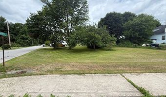 27 Warwick Ave, Athol, MA 01331
