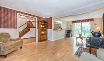 19 W Lakeview Rd, Alloway, NJ 07460