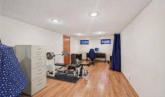 948 Norwood Ave, Anoka, MN 55303