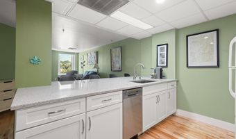 131 Main St 607, Burlington, VT 05401