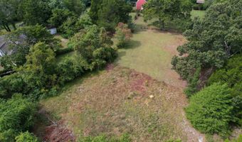 40 N Shore Rd, Absecon, NJ 08201