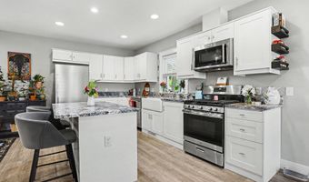 615 N Main St, Allegan, MI 49010