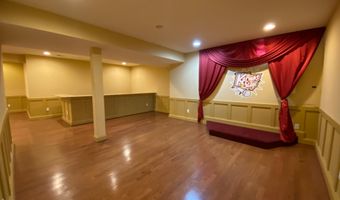 301 WAGON WHEEL Ln, Hockessin, DE 19707