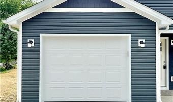 695 Mann Ave, Austin, IN 47102