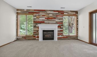 5706 Kilkenny Pl, Fitchburg, WI 53711