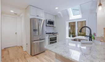 3224 CLEVELAND Ave NW, Washington, DC 20008