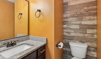 1735 Sadie Ln, Adel, IA 50003