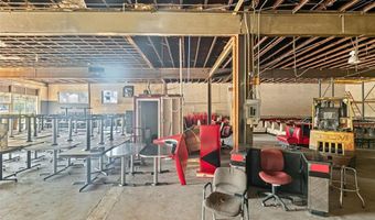 1300 E Broadway, Alton, IL 62002