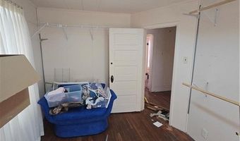 121 N 10th St, Atchison, KS 66002