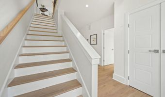 5805 MASSACHUSETTS Ave, Bethesda, MD 20816