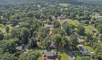 33 Lake St, Badin, NC 28009