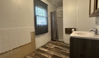 3250 E Douglas Ave, Des Moines, IA 50317