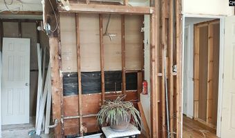 575 Beverly Hills Rd, Camden, SC 29020