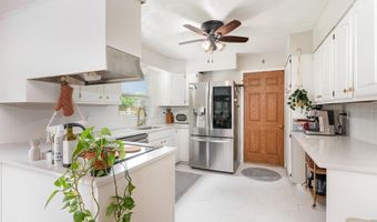 190 Westview Dr, Alma, MI 48801