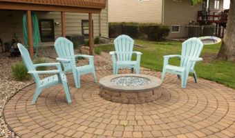 11 Linda Ln, Aberdeen, SD 57401