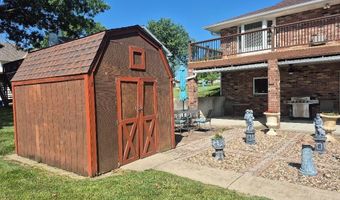 1000 Lake Viking Ter, Altamont, MO 64620