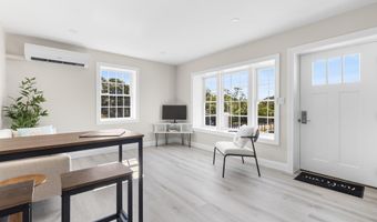 112 W Main St 4, Barnstable, MA 02630