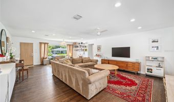 2102 IVANHOE Rd, Orlando, FL 32804