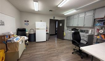 208 E LAKE Ave, Auburndale, FL 33823