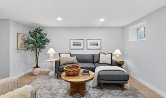 4315 35TH St S, Arlington, VA 22206