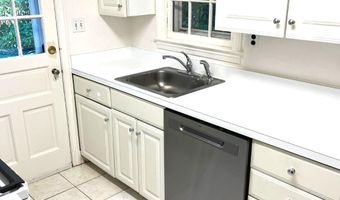 6110 WYNNWOOD Rd, Bethesda, MD 20816