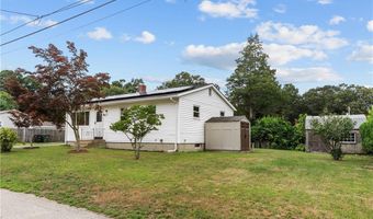 109 W Shore Dr, Coventry, RI 02816