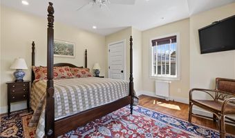 14 Bay View Rd, Charlestown, RI 02813