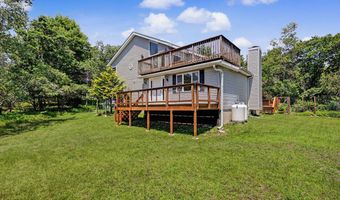 114 Claremont Dr, Albrightsville, PA 18210