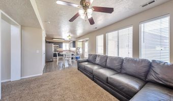637 W CHASE, Centerville, UT 84014