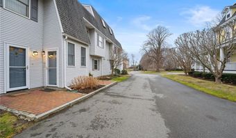 364 Bellevue Ave D3, Newport, RI 02840