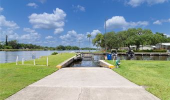 21 Aloe St, Alva, FL 33920