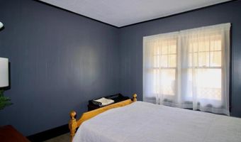 120 Wickham St, Alderson, WV 24910