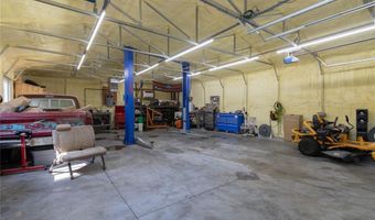 805 31st Ave, Middle Amana, IA 52203