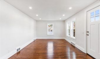5 Taylor Ct, Cumberland, RI 02864