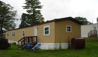 8 Holiday Ln, Standish, ME 04084