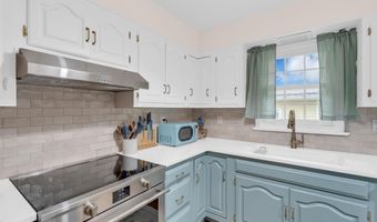 118 E Highland Ave, Atlantic Highlands, NJ 07716
