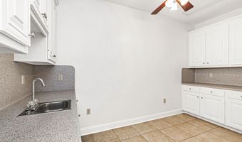 10715 Shoreline Dr, Baton Rouge, LA 70809