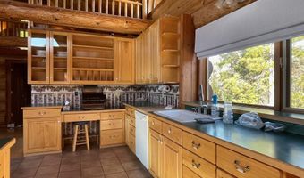 6856 Five Mile Pt, Allouez, MI 49805
