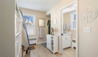 11 O'Donnell Rd, Middletown, RI 02842