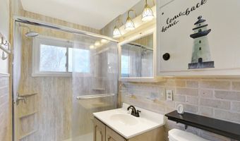 122 Edgewood Dr, Bedford, IN 47421