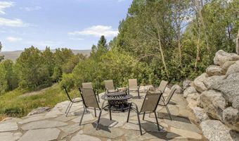 188 HAWTHORNE Dr, Alpine, WY 83128