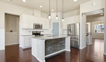 882 Jenny Ln, Berthoud, CO 80513