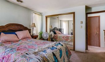 5 River St, Newmarket, NH 03857