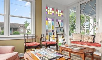 20 Lincoln St, Jamestown, RI 02835