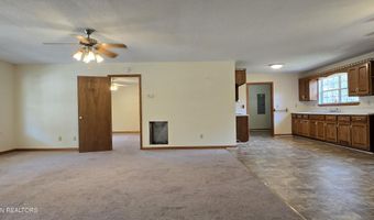 324 Circle R Dr, Benton, TN 37307
