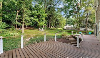 667 Duxbury Ct SE, Ada, MI 49301