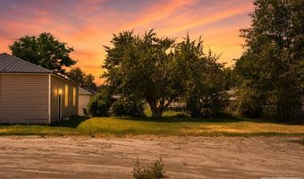 23 Parsons St, Blackfoot, ID 83221